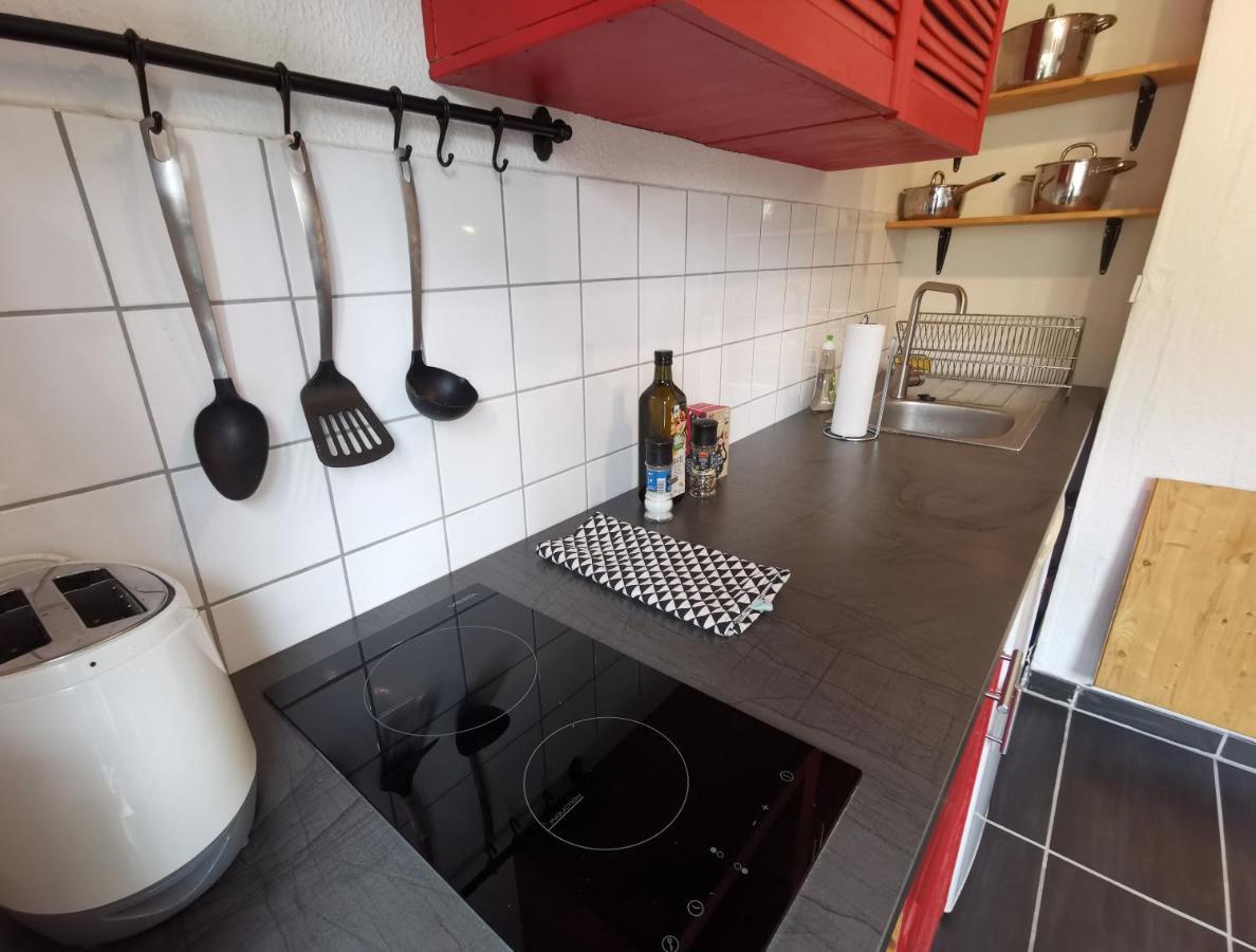 Modernes kleines Studio am Uni-Campus - Perfekt für Junge und Unternehmungslustige Dresde Exterior foto